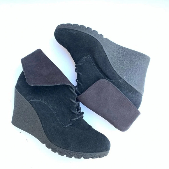 MIA Wedge Black Fold-over Bootie Size 8.5 - Picture 1 of 6